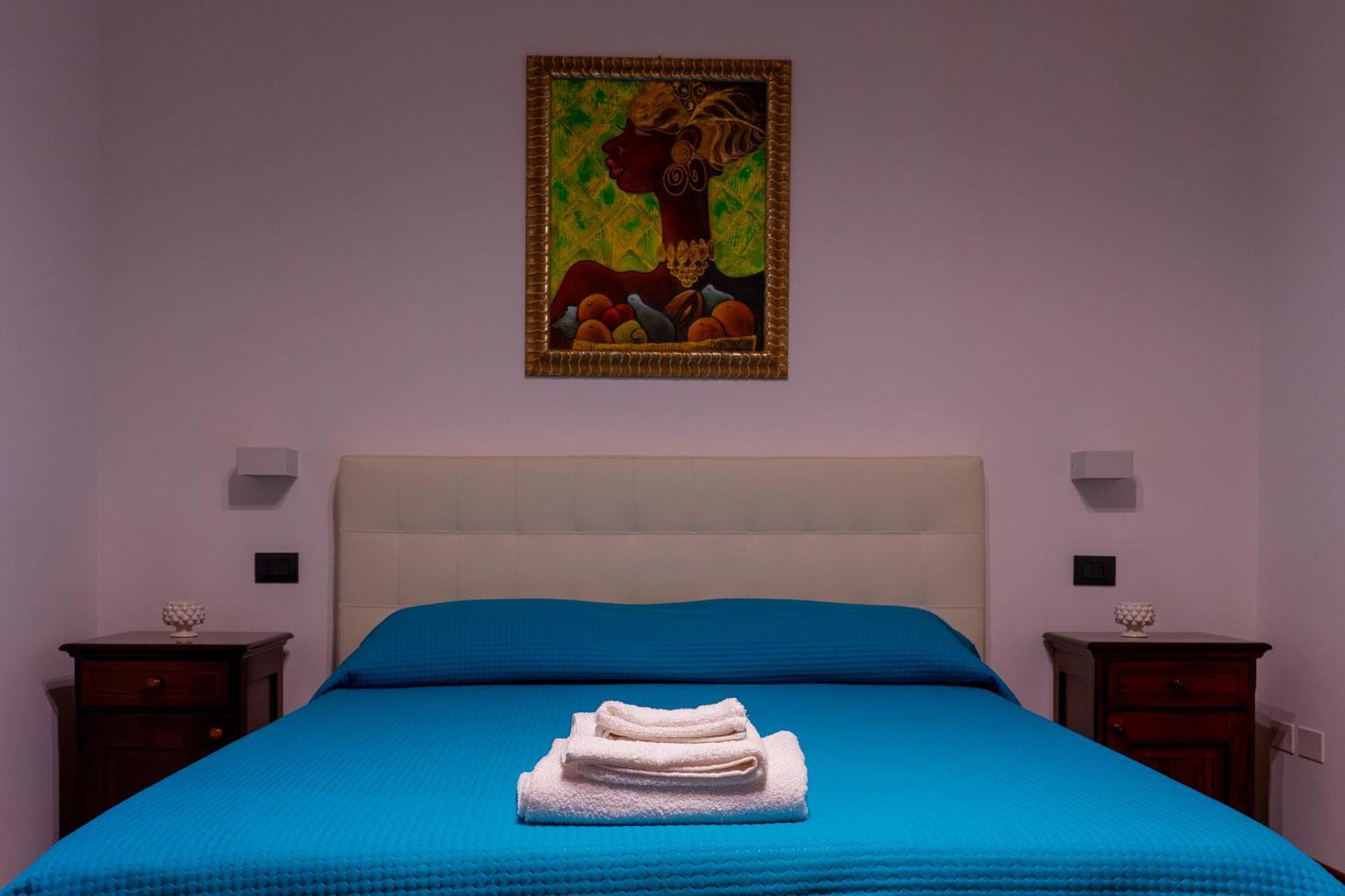 Aqua Suites Doria Syracuse Bagian luar foto