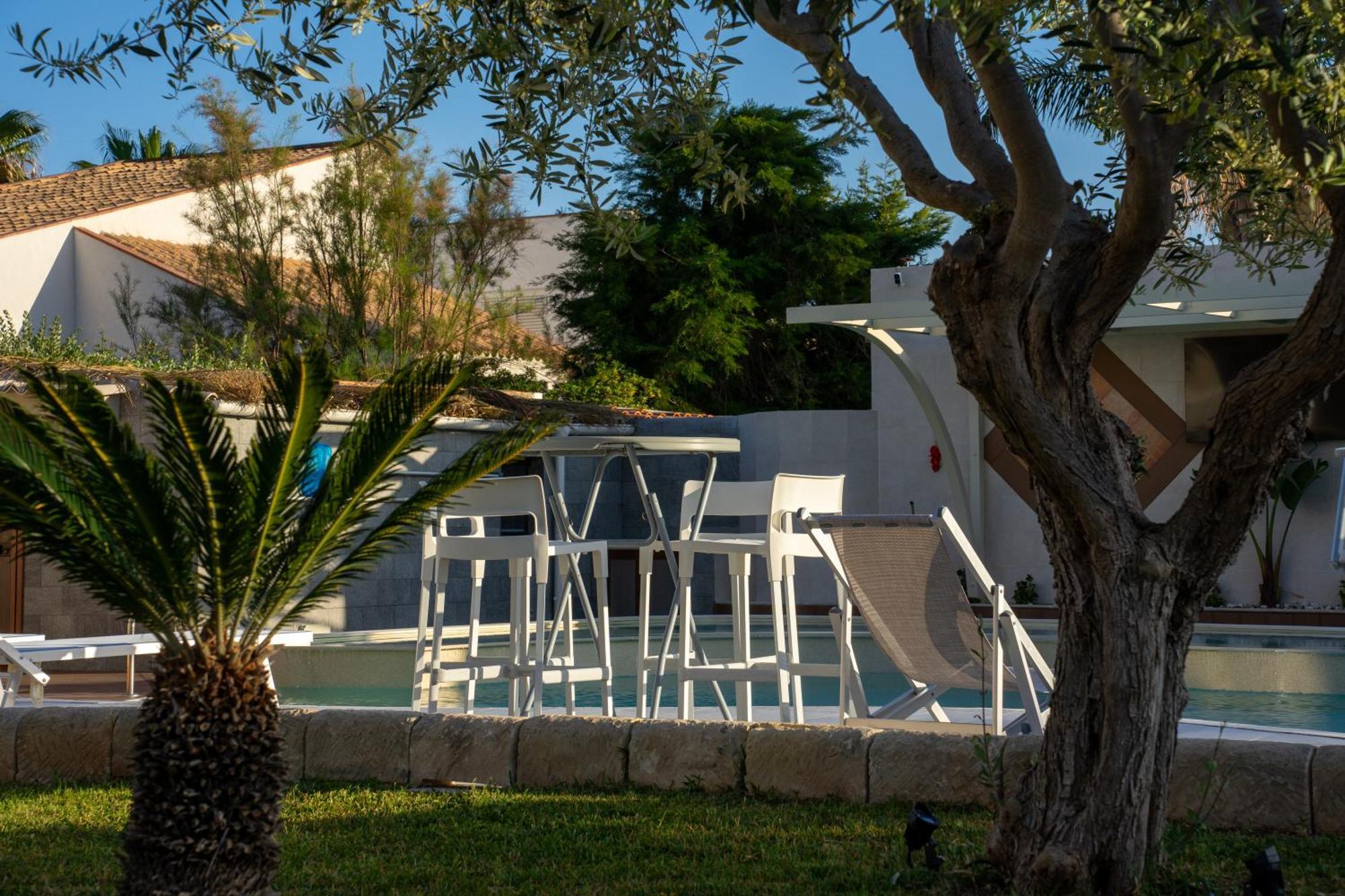 Aqua Suites Doria Syracuse Bagian luar foto